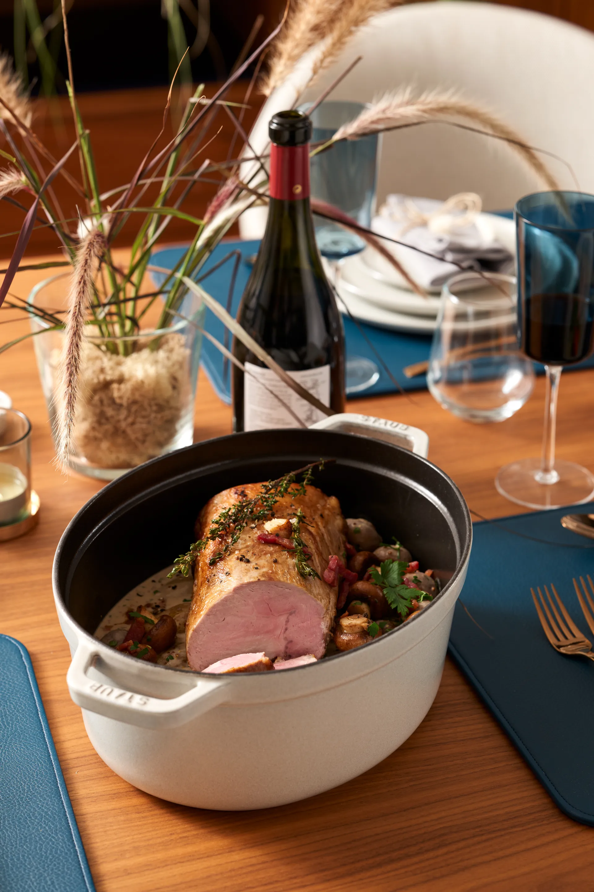 Staub White Truffle casserole oval, 8 l STAUB