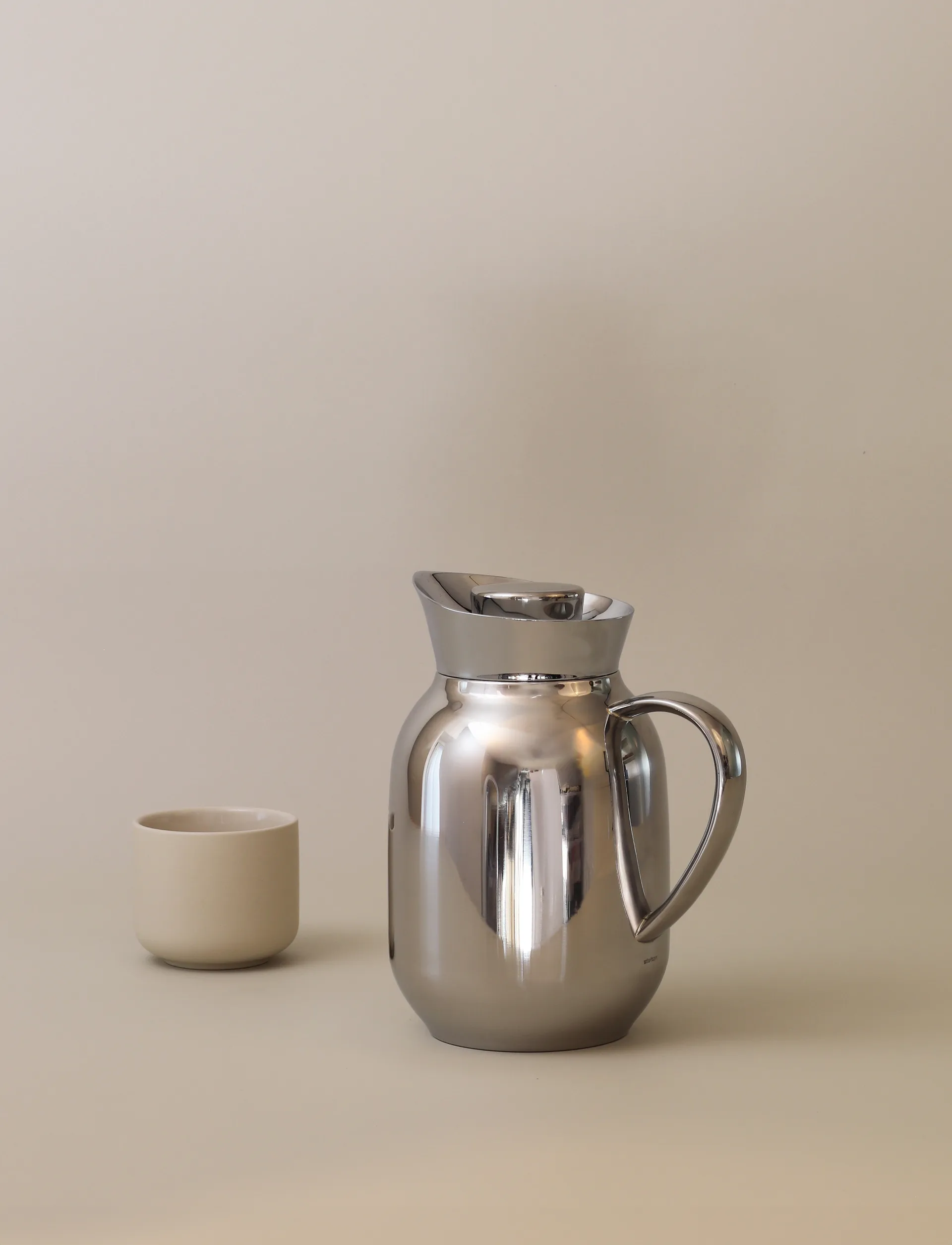 Amphora Thermos Jug 1.2 L, Steel Stelton