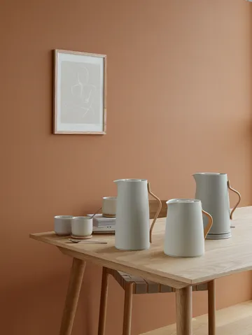 Emma coffee vacuum jug - Soft sand, 1,2 L - Stelton