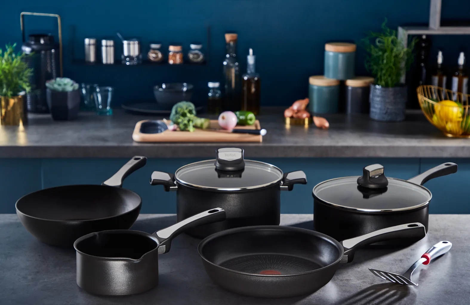 Unlimited ON sauté pan with lid, 24 cm Tefal