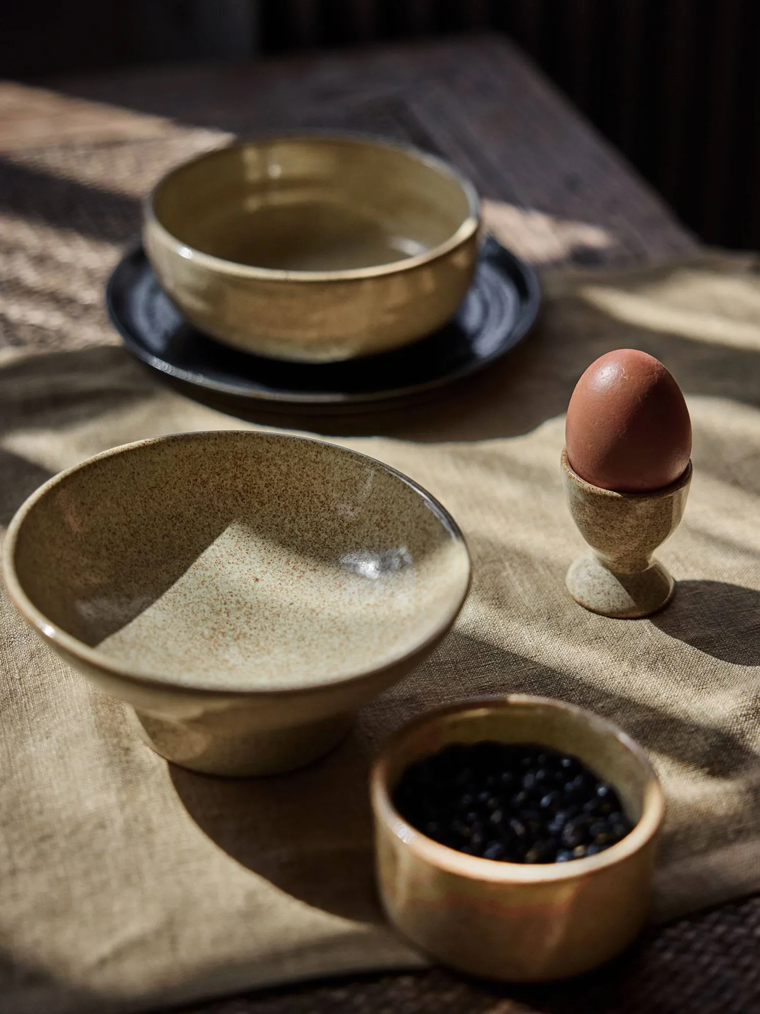 Elio footed bowl, Beige speckled, Ø14.5x6 cm Tell Me More