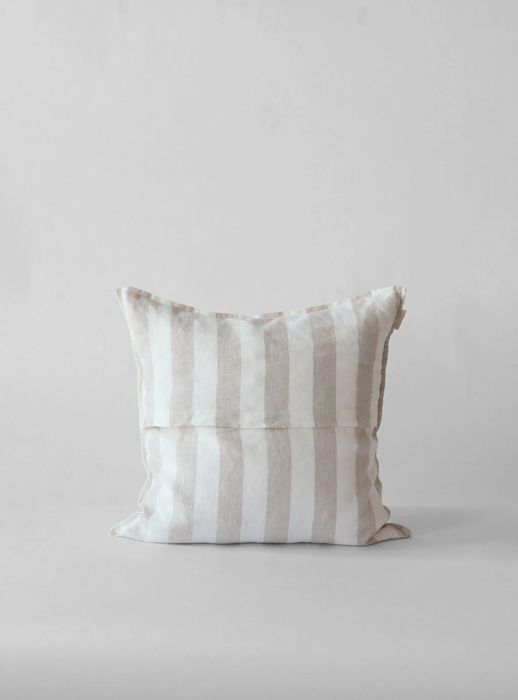 Holte pillowcase 50x50 cm, Sand Tell Me More