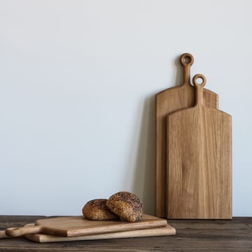 Levi cutting board M - Oiled oak - Tell Me More