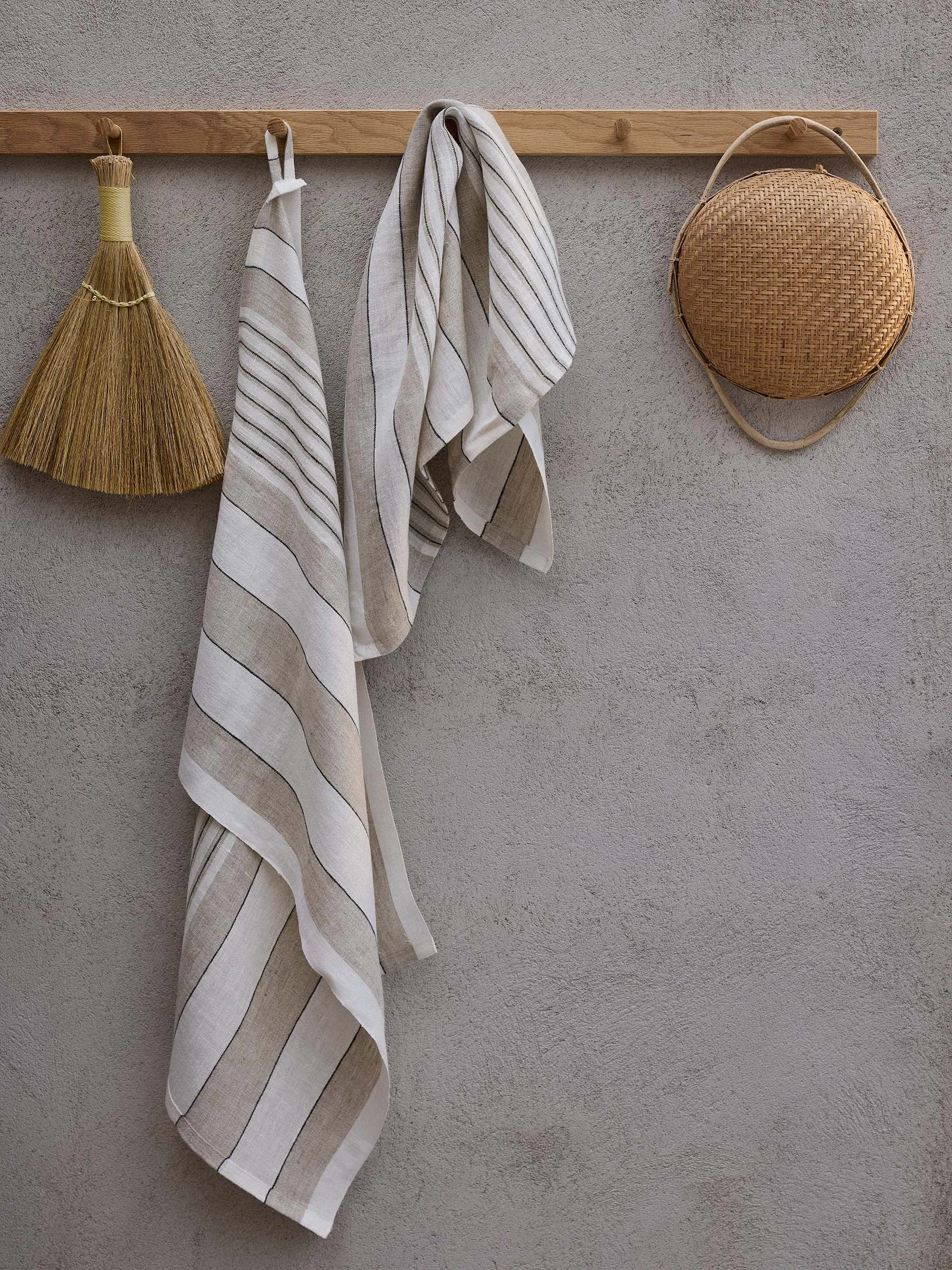 Noah kitchen towel 50x70 cm, Beige stripe Tell Me More