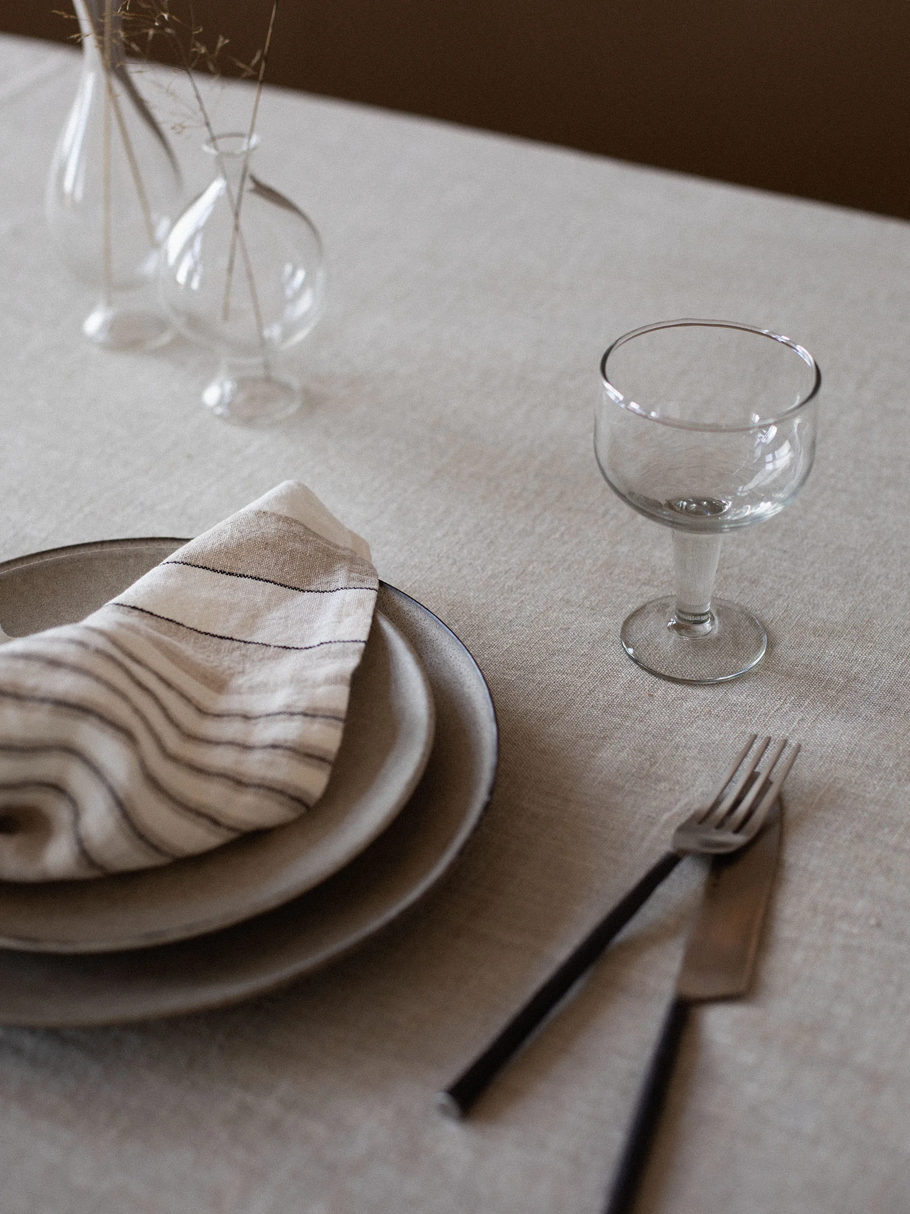 Noah linen napkin 50x50 cm, Beige stripe Tell Me More