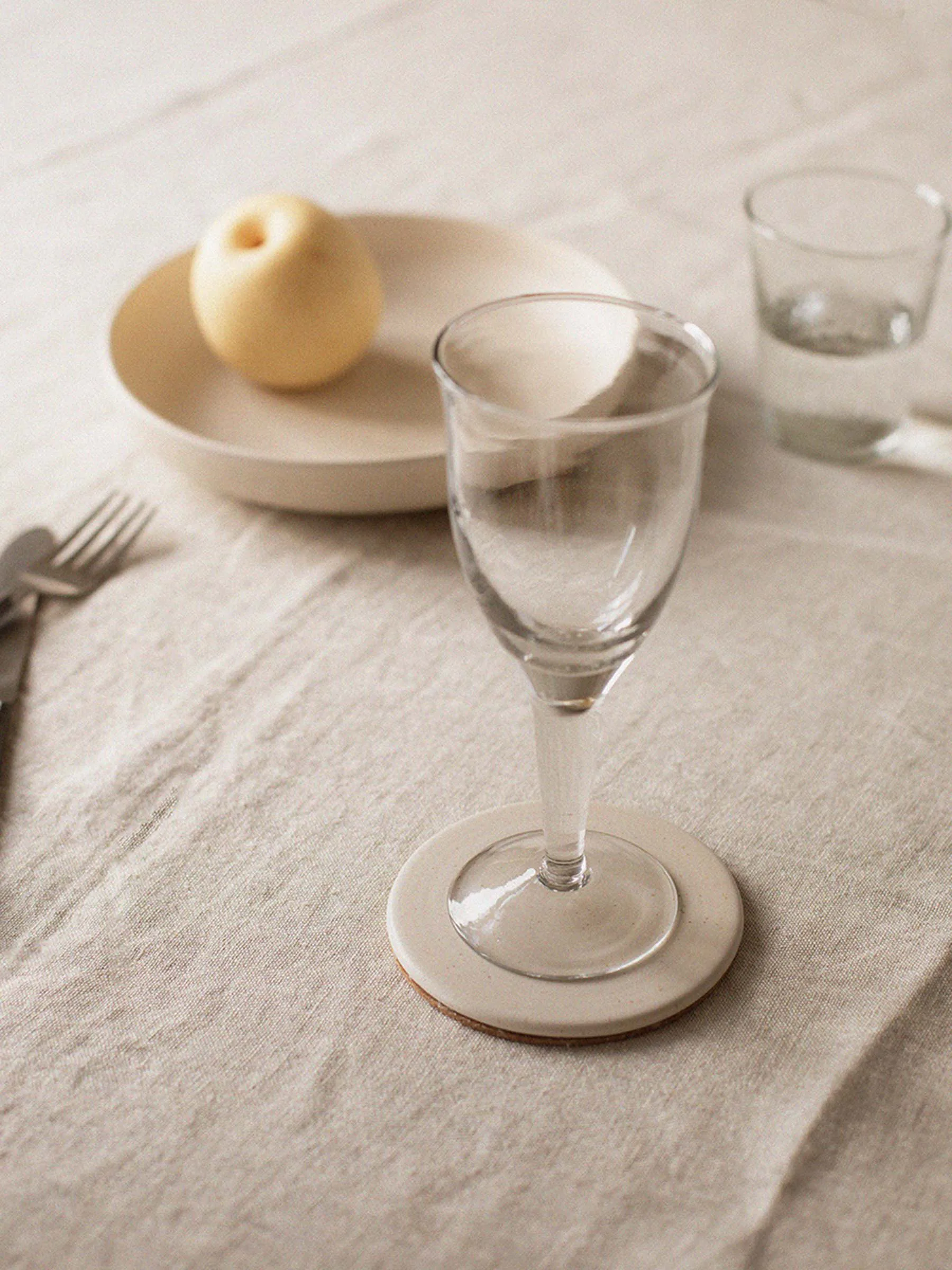 Palermo glass coaster Ø11 cm, Off-white Tell Me More