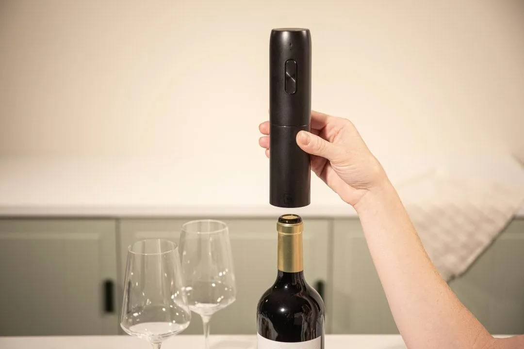 Vacuvin electric wine opener, Black Vacuvin