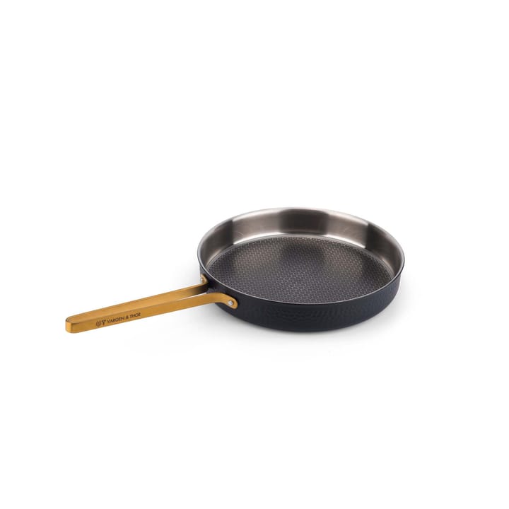 Arvet hammered black sauce pan with lid, Modell X2. Ø28 cm Vargen & Thor