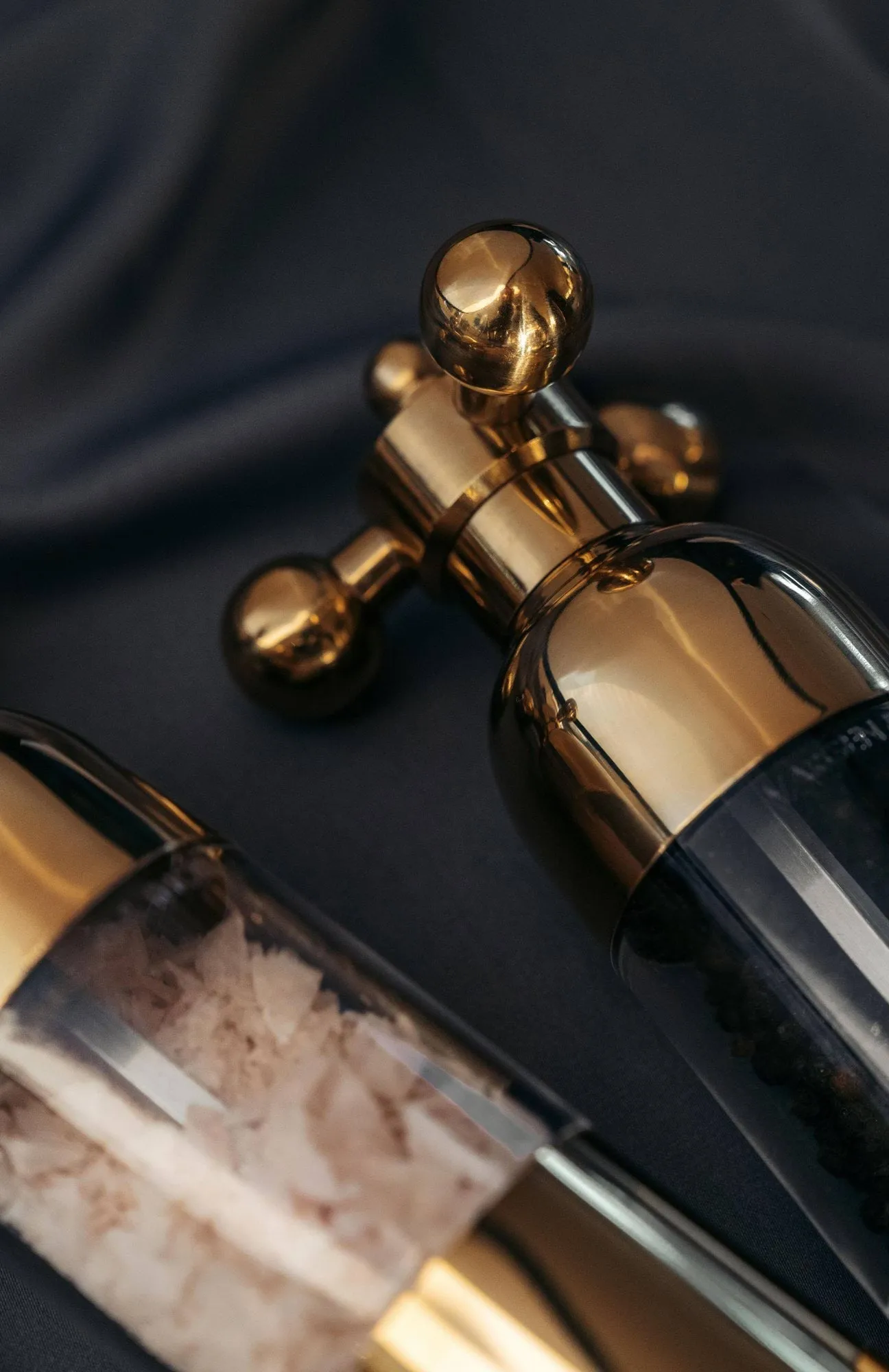 Axia salt and pepper mill, Cava, 2 pieces Vargen & Thor