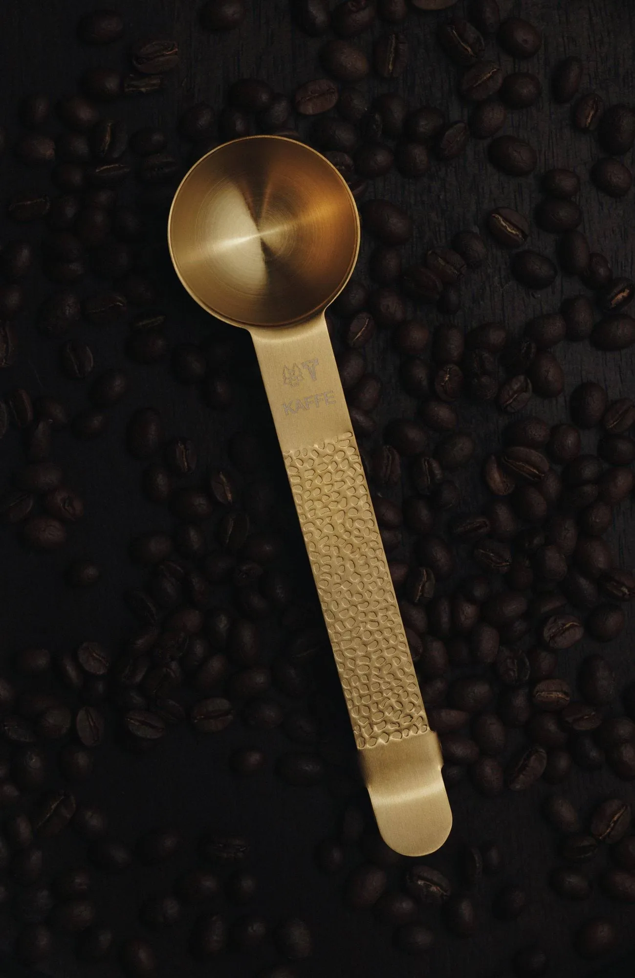 Frost coffee scoop with clip, Brass, 20 ml Vargen & Thor