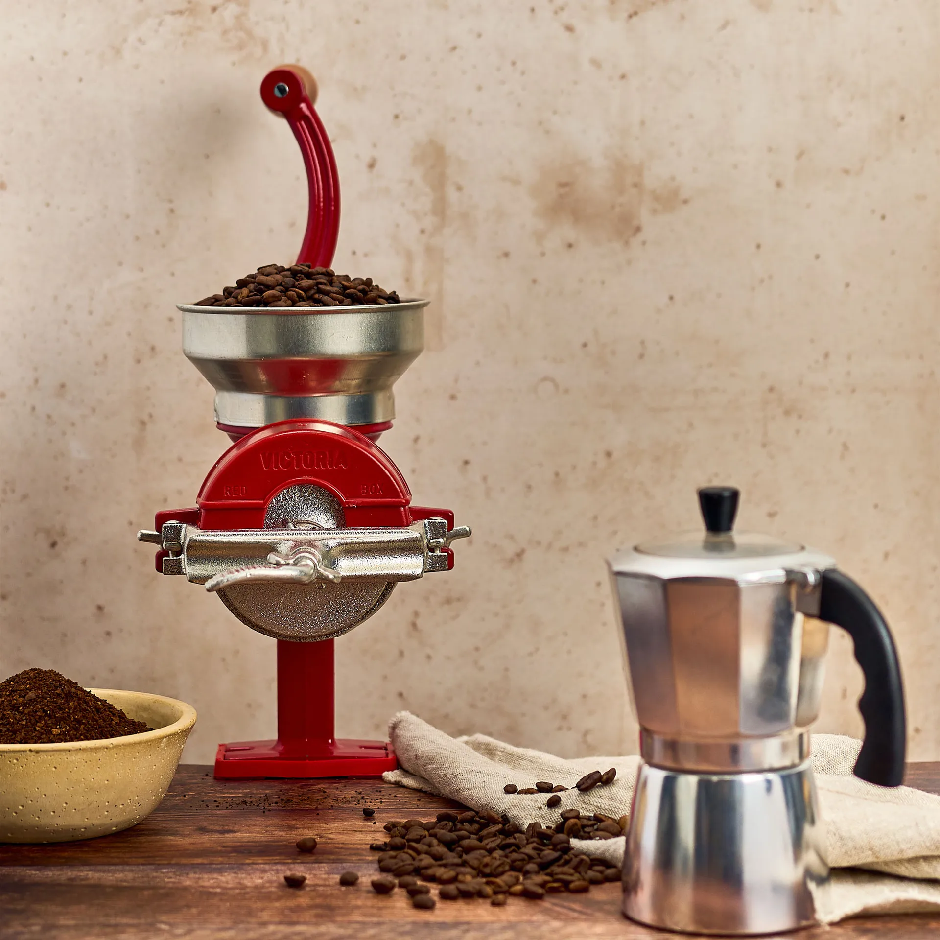 Victoria traditional flour and grain mill low, Red Victoria
