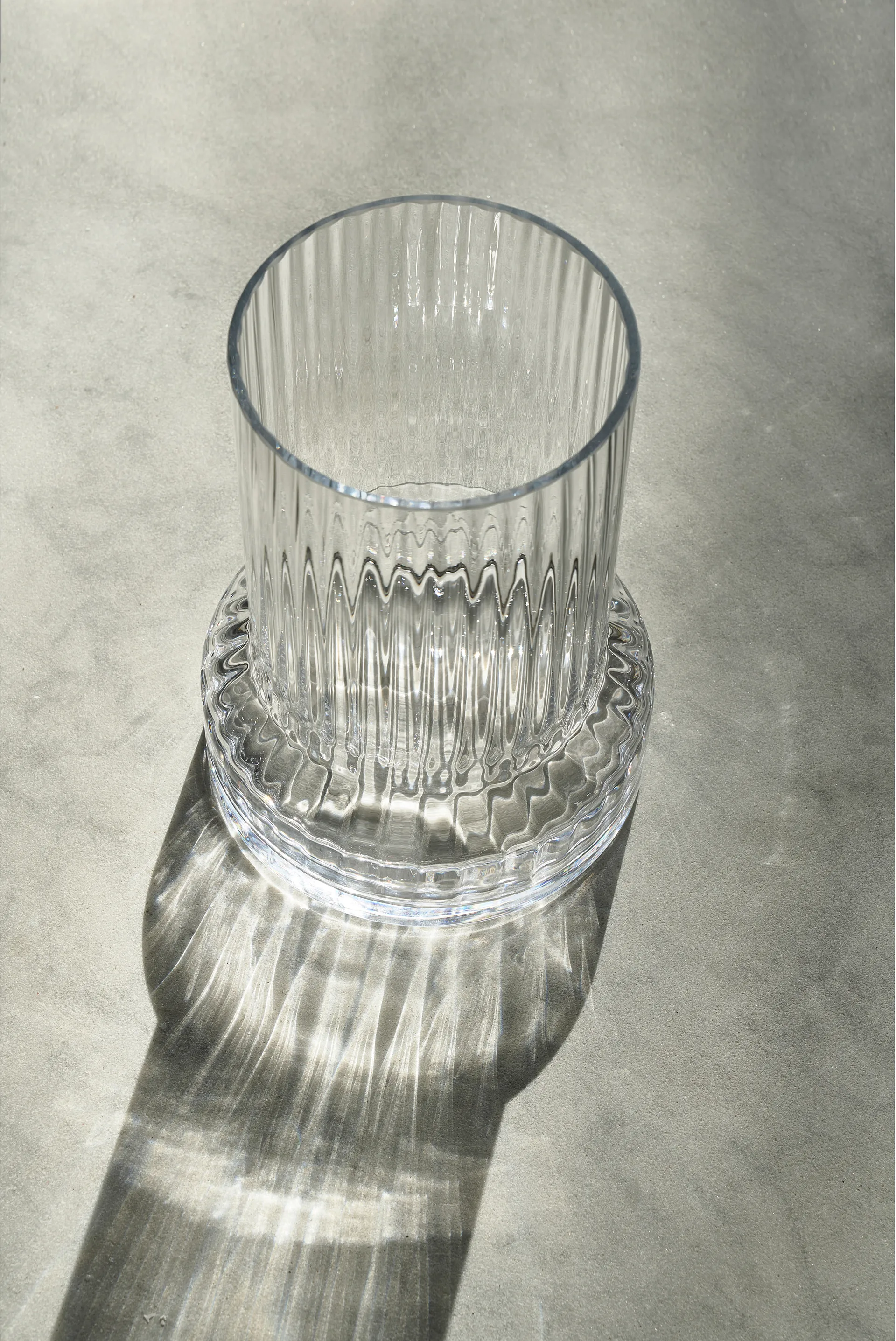 Hvils glass vase ribbed Ø21 cm, Clear Villa Collection