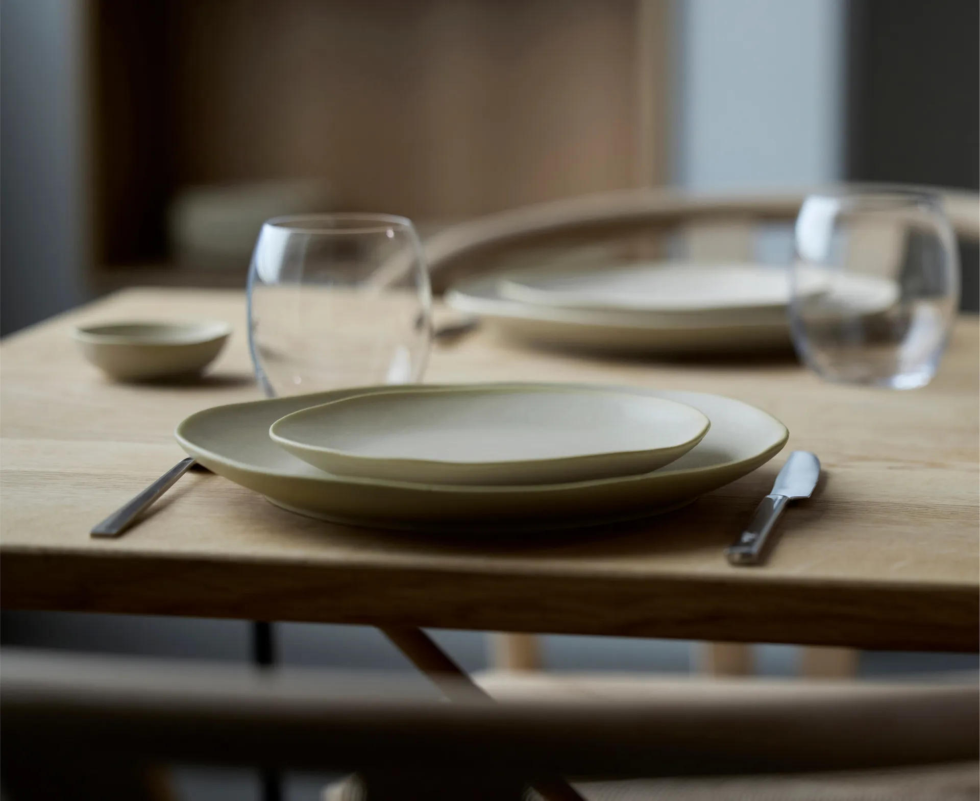 Shoku plate Ø27 cm, Warm Brown Villa Collection