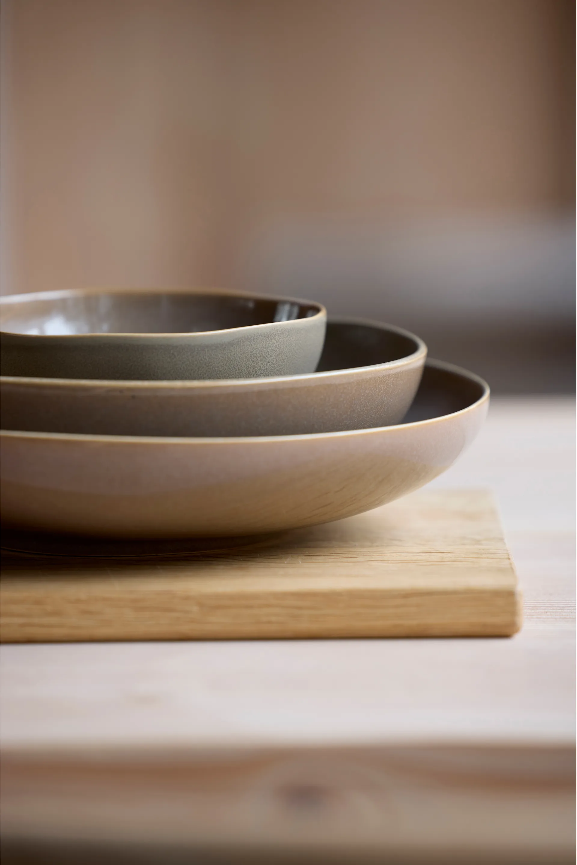 Shoku salad bowl Ø28 cm, Warm Brown Villa Collection