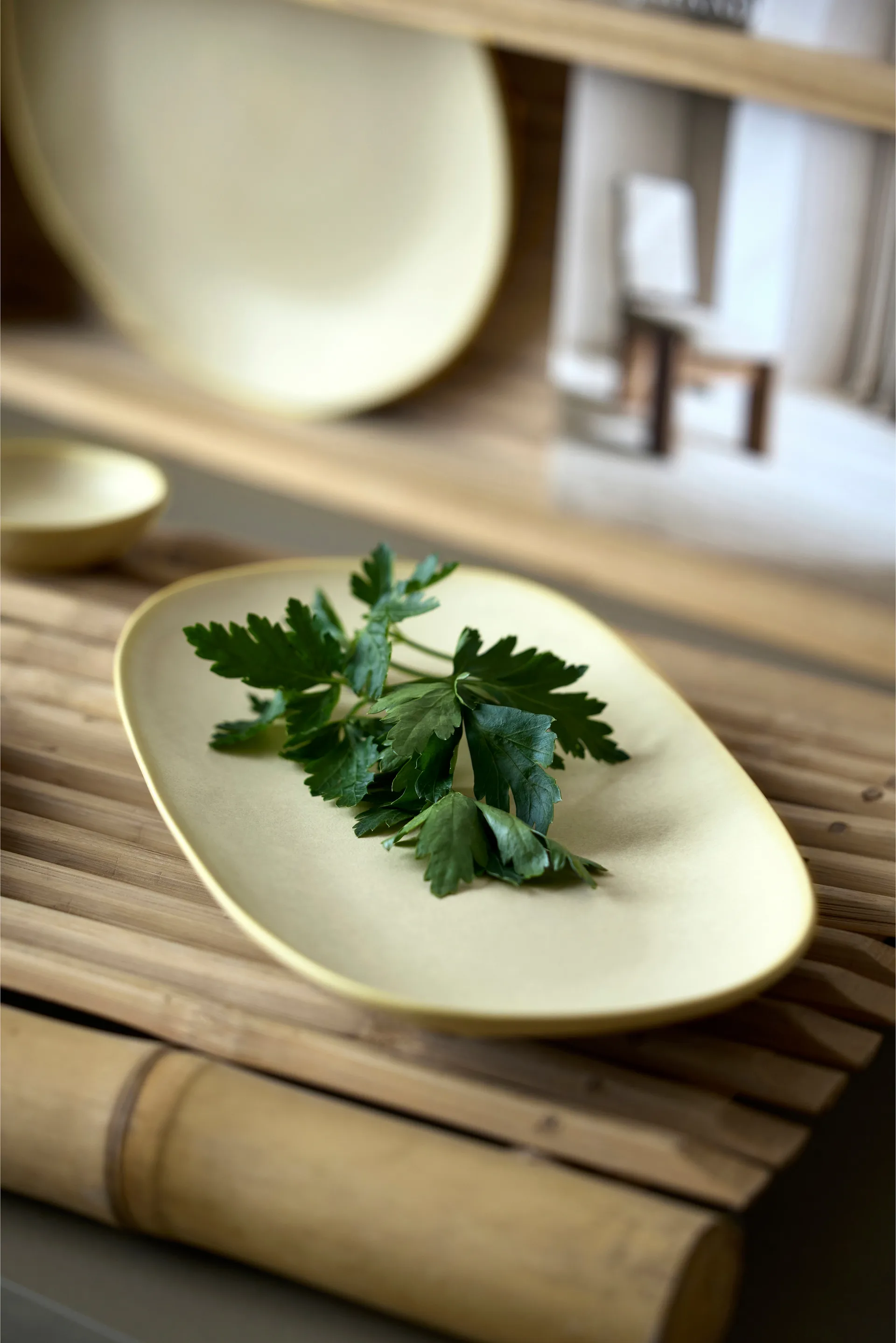 Shoku serving plate 18x34 cm, Beige Villa Collection