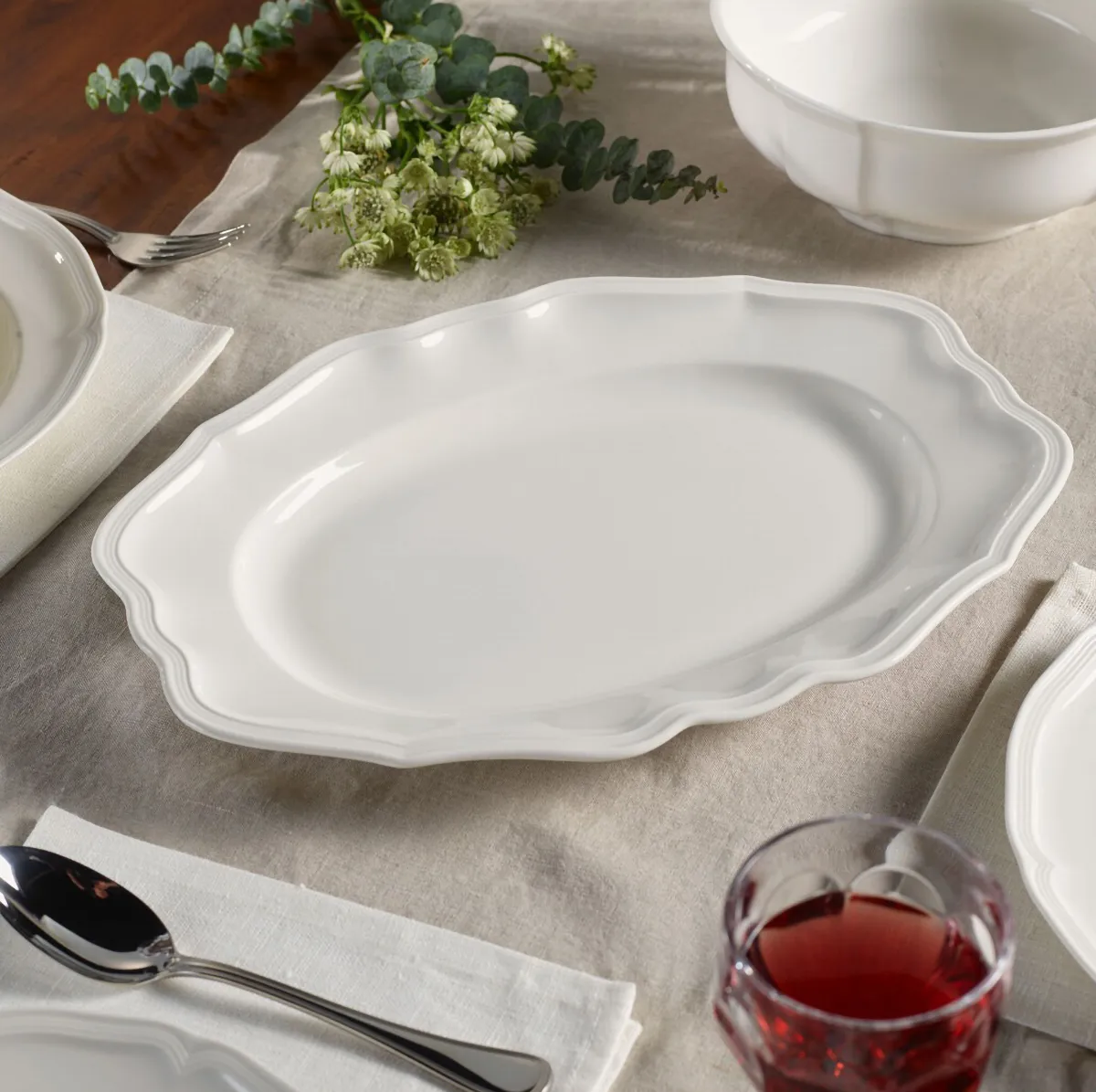 Manoir serving platter 37 cm, White Villeroy & Boch