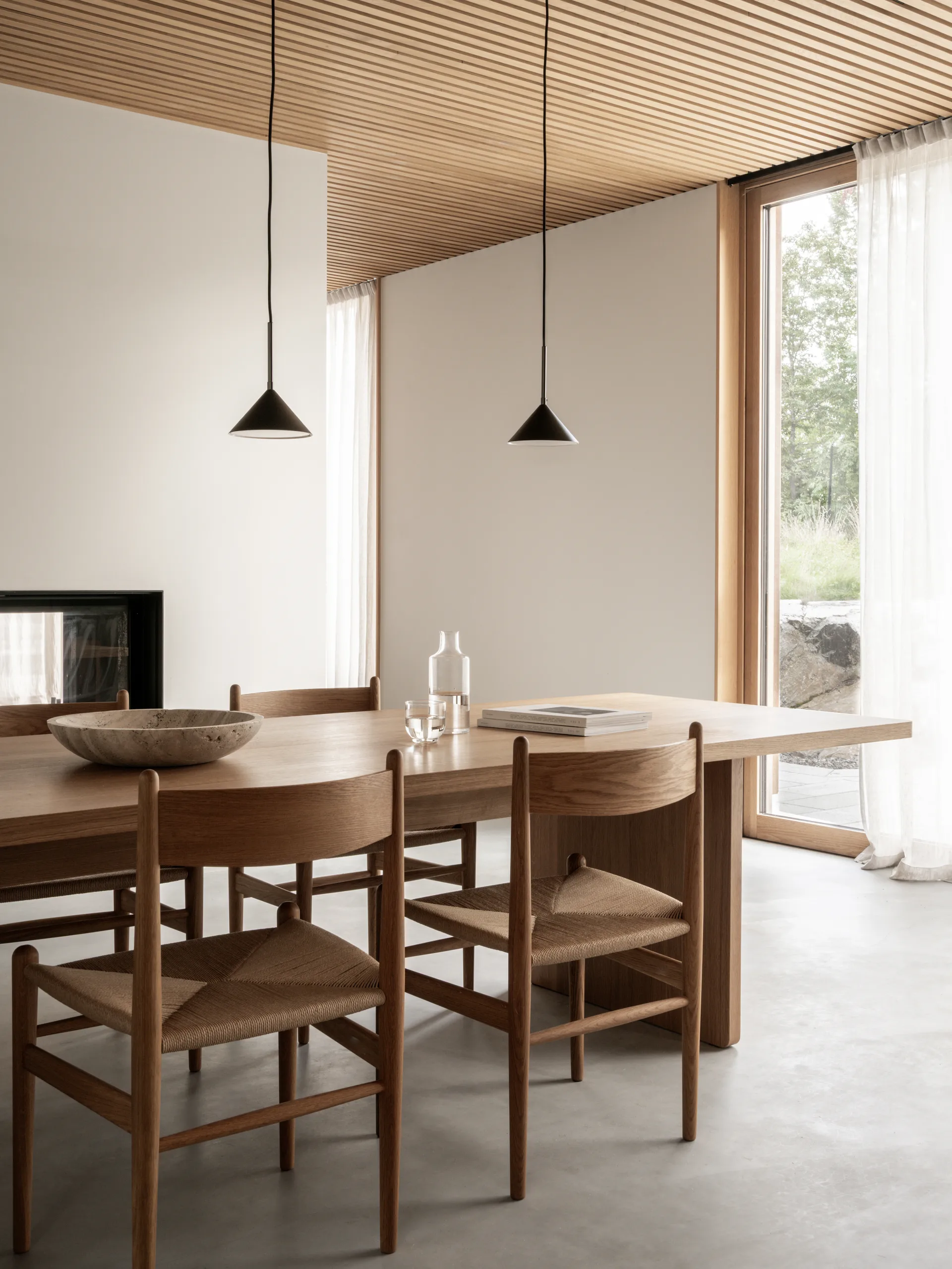 Kuro pendant lamp, Black, Ø17x9 cm Watt & Veke