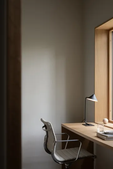 Kuro table lamp - Black, Ø14x40 cm - Watt & Veke