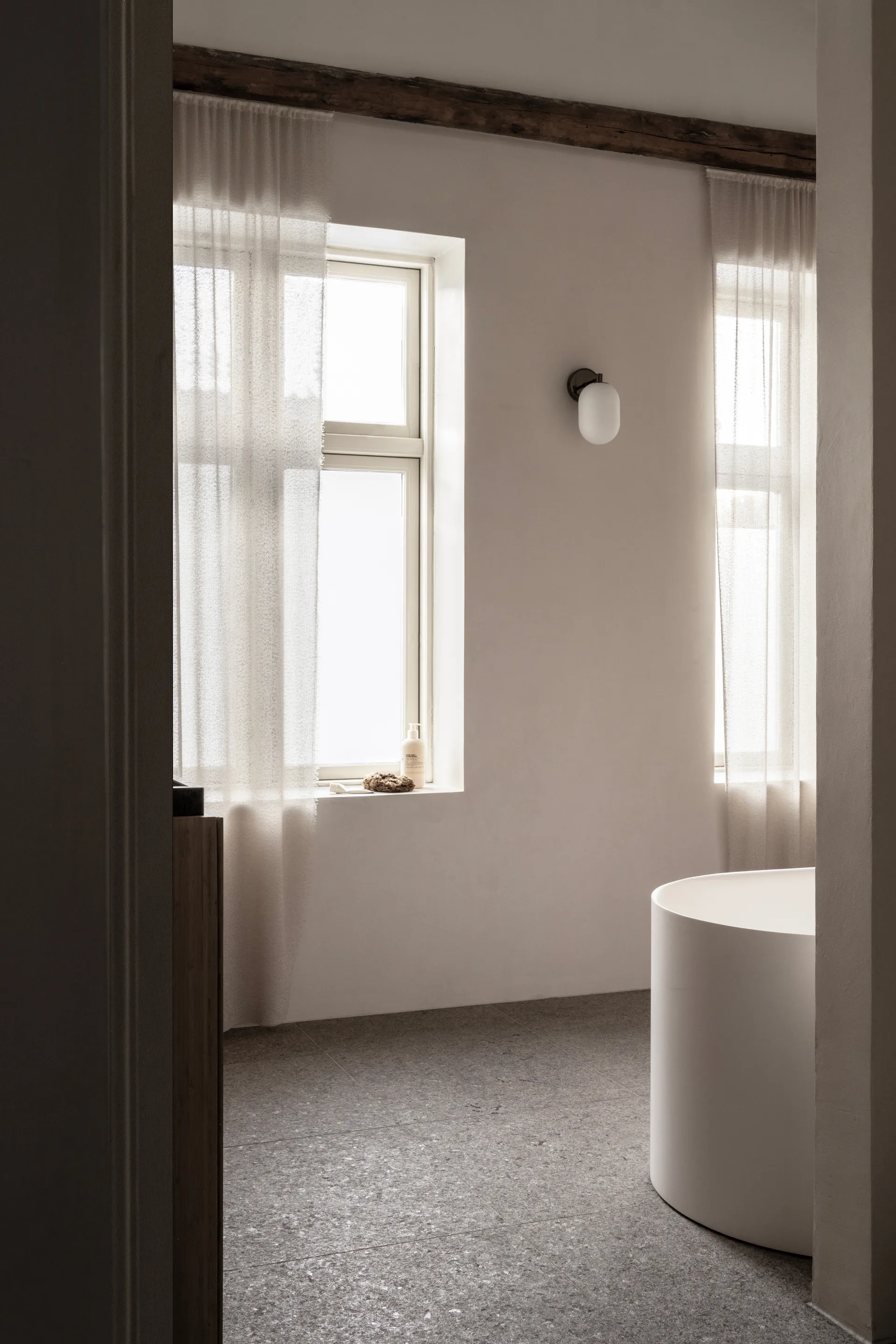 Noor wall lamp 18 cm, White Watt & Veke