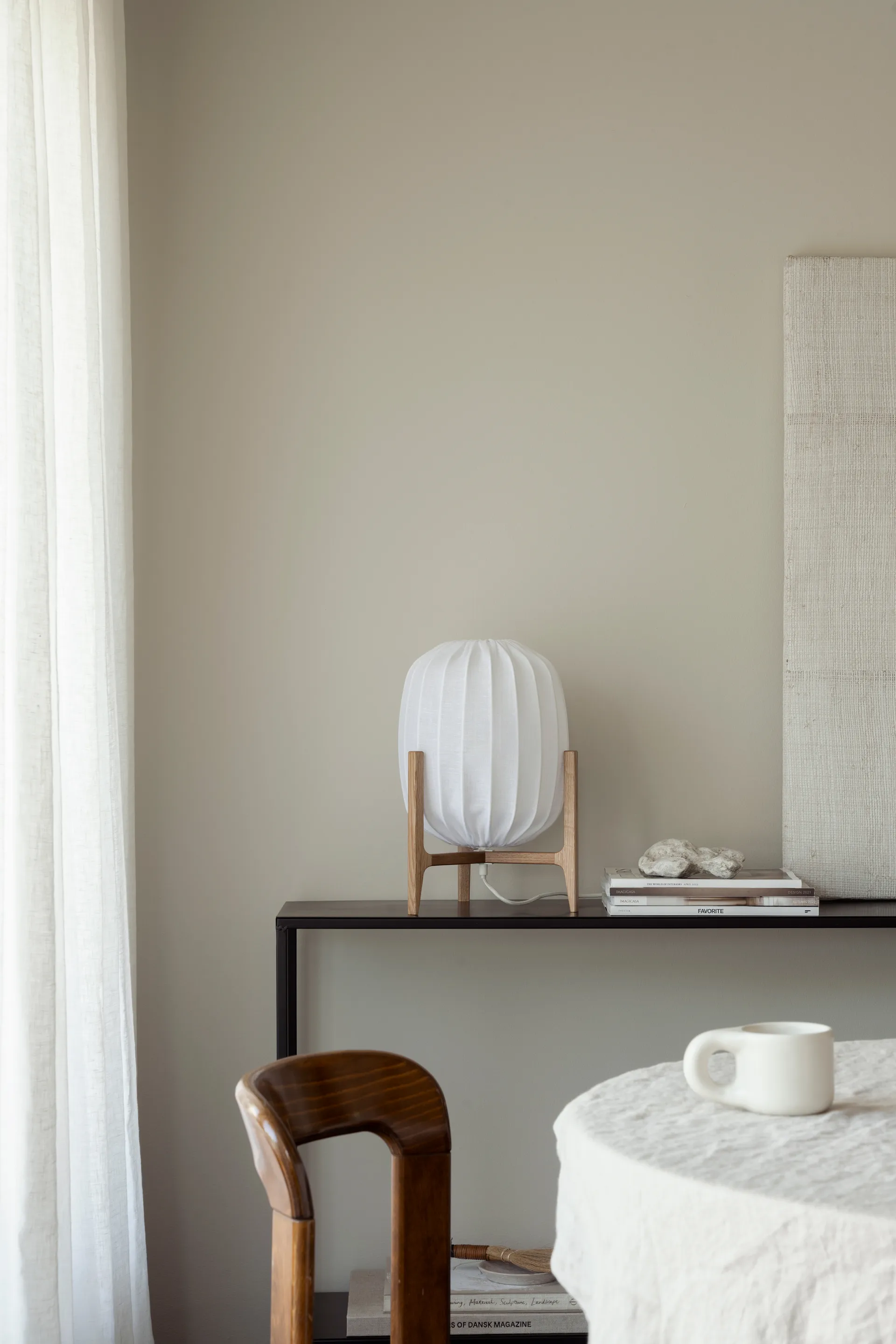 Prisma table lamp, Oak-white, Ø27x42 cm Watt & Veke