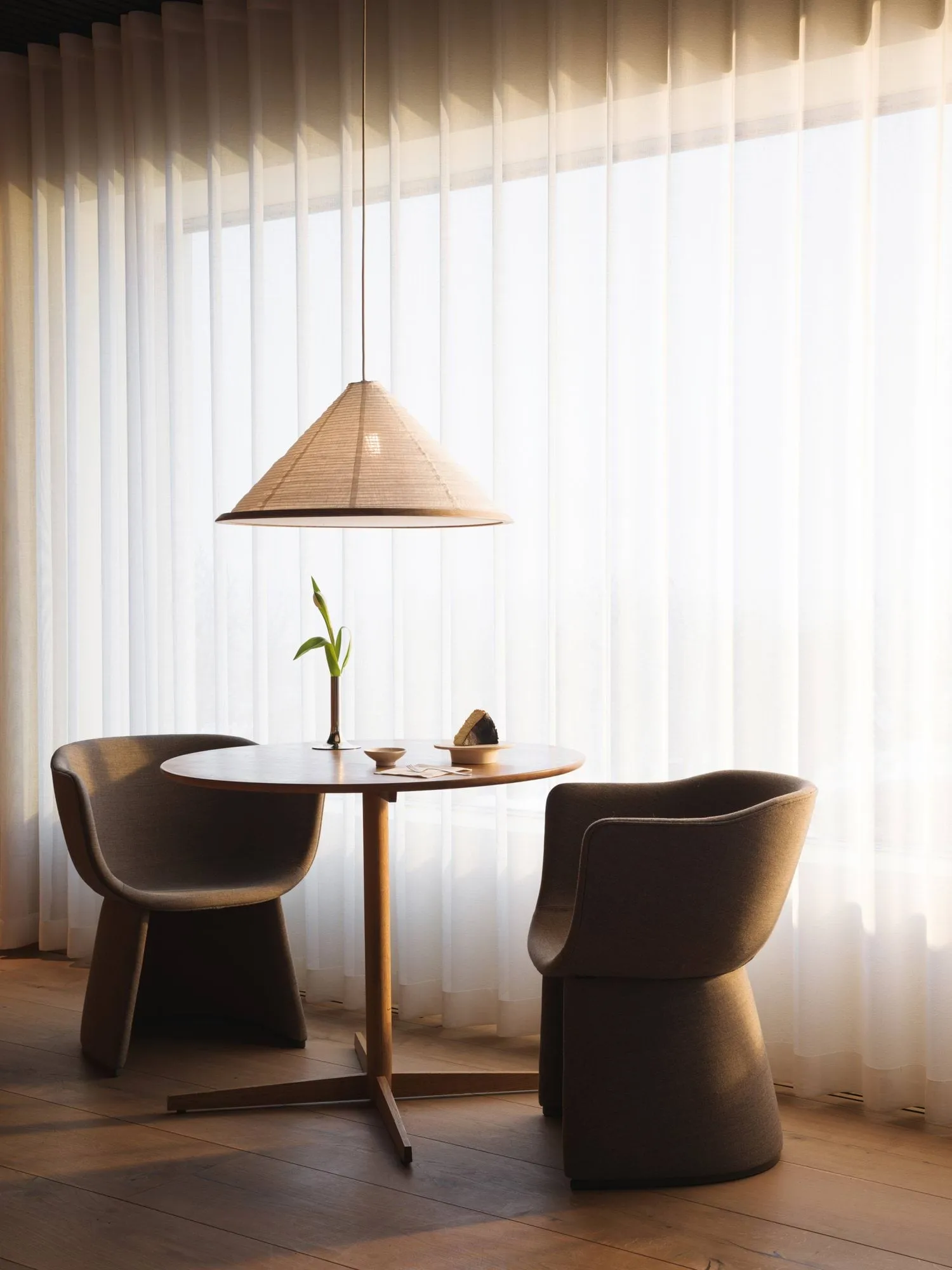 Shiro pendant lamp, White, Ø60x29 cm Watt & Veke