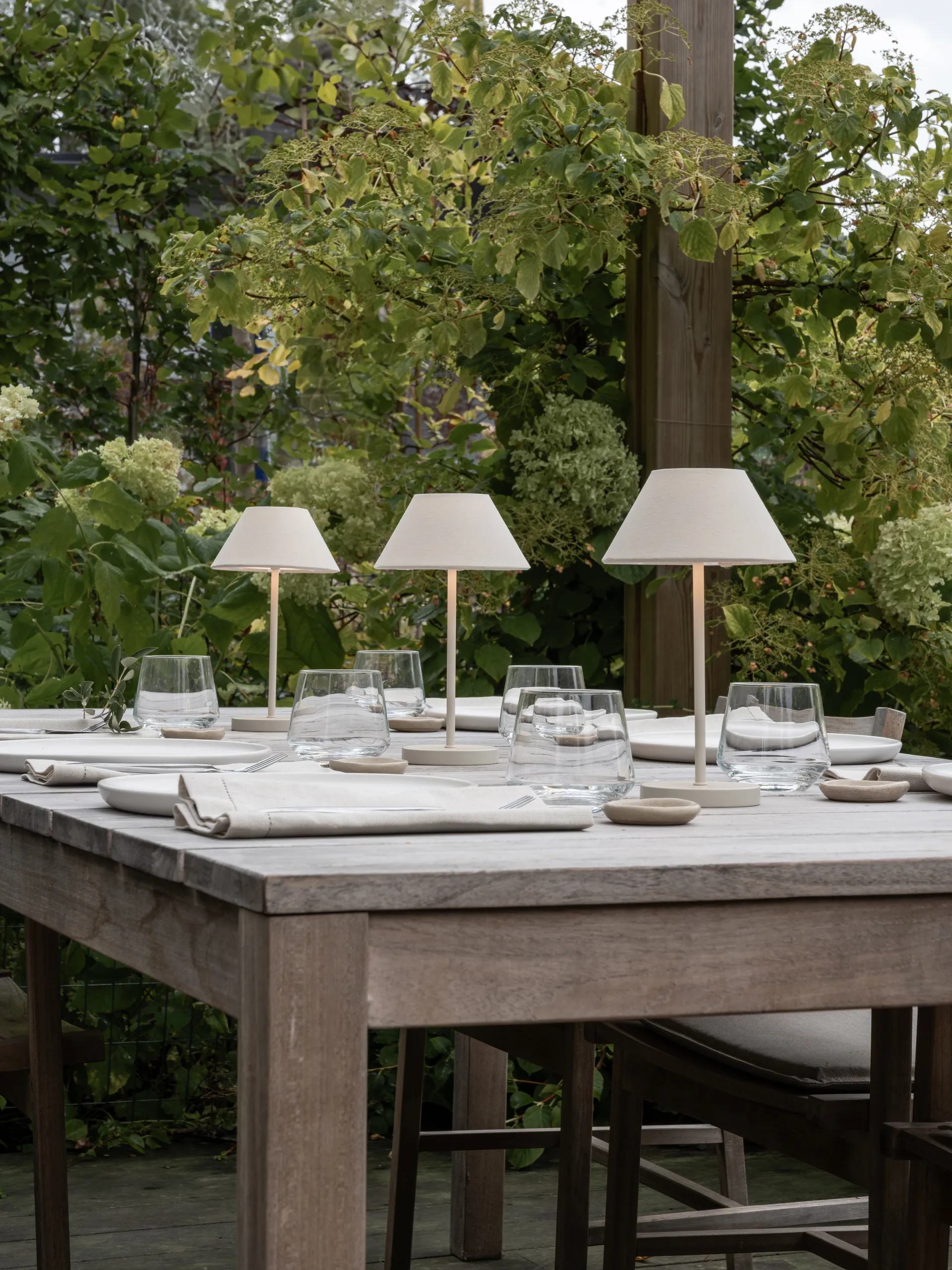 Teya portable table lamp, Off-white, Ø15×26 cm Watt & Veke