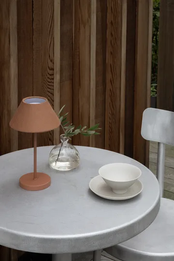 Teya portable table lamp - Terracotta, Ø15x26 cm - Watt & Veke