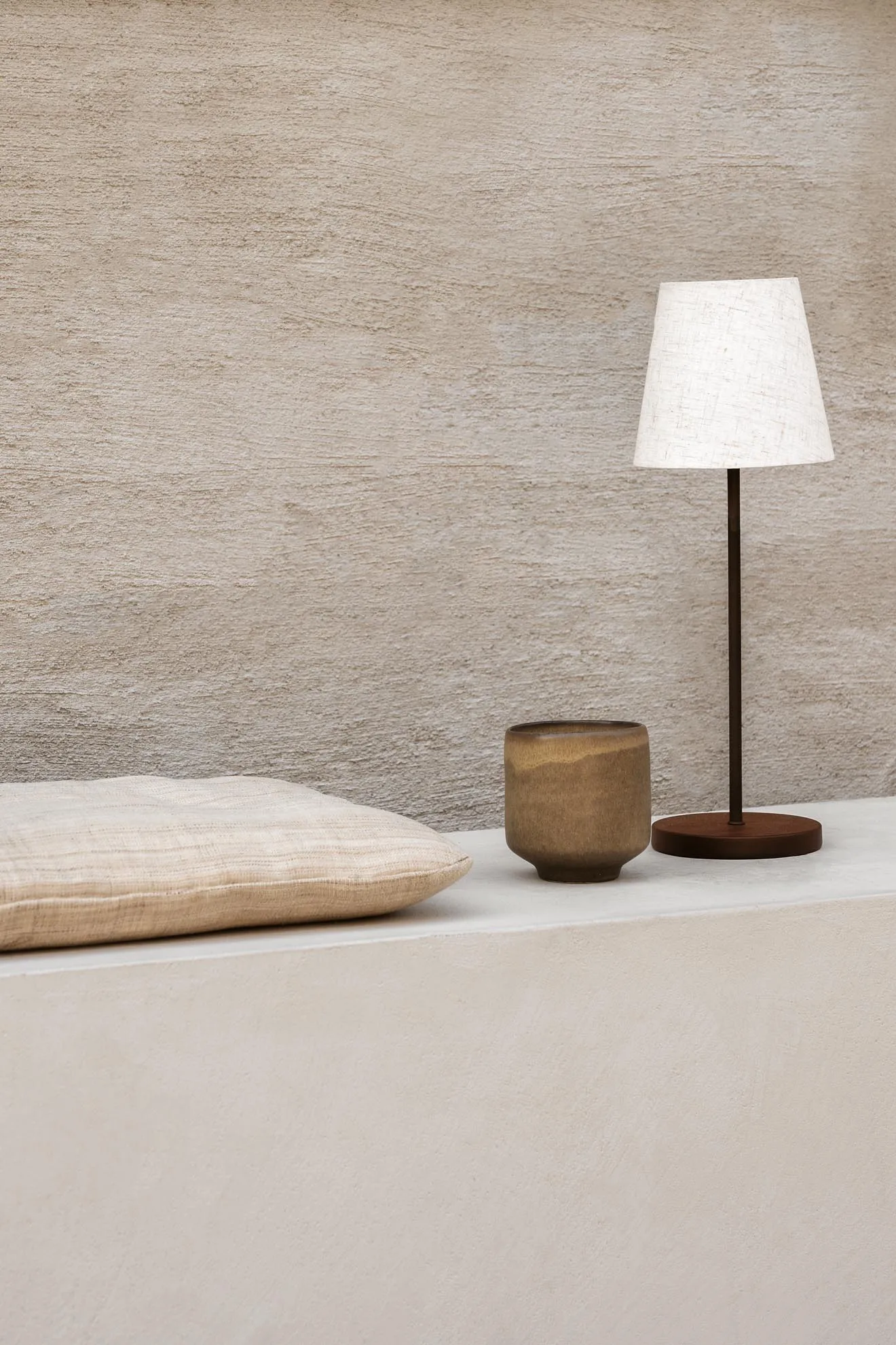 Tyra table lamp portable Ø14 cm, Coffee Watt & Veke