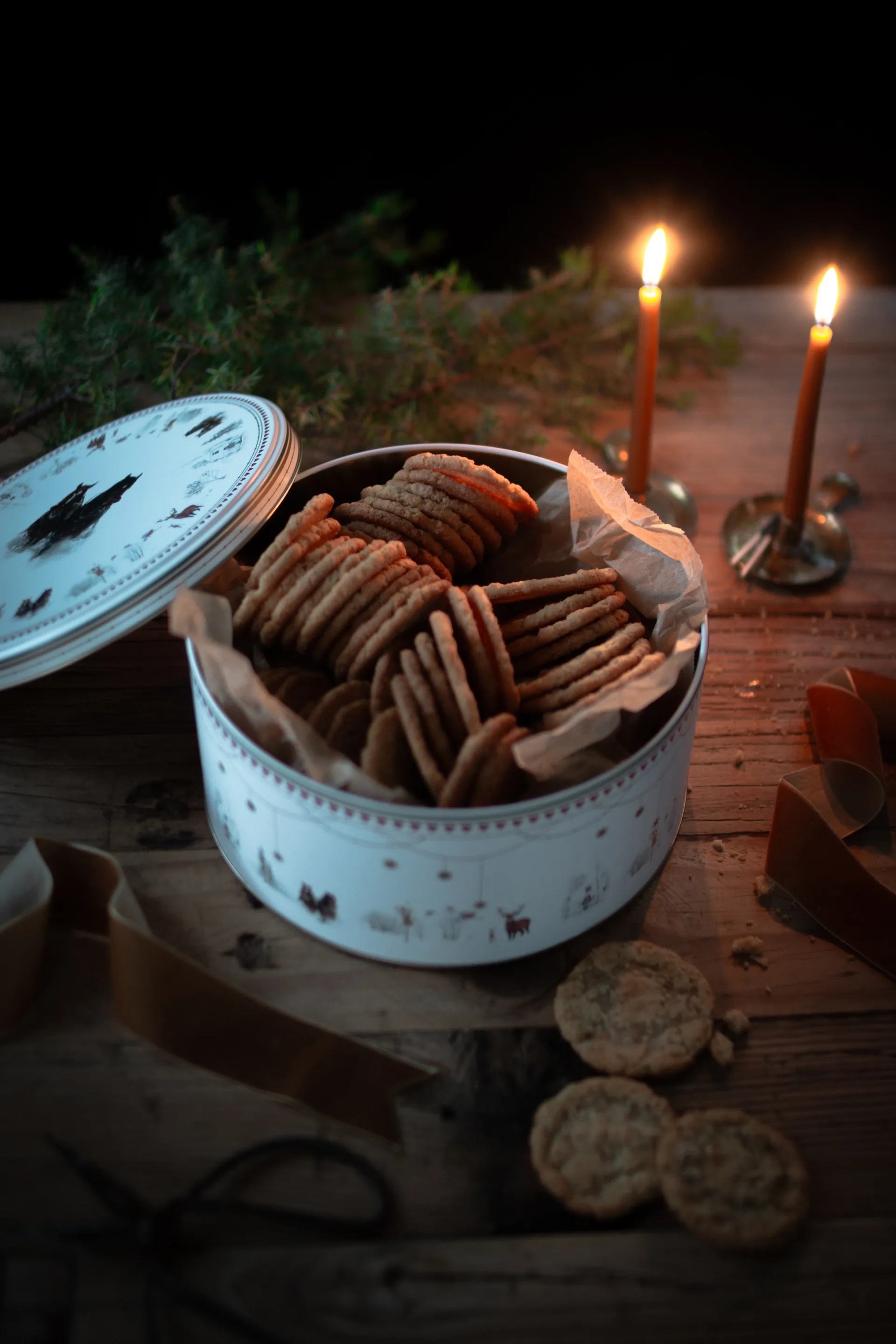Julemorgen Story Cookie Jar 2 Pieces, White-multi Wik & Walsøe