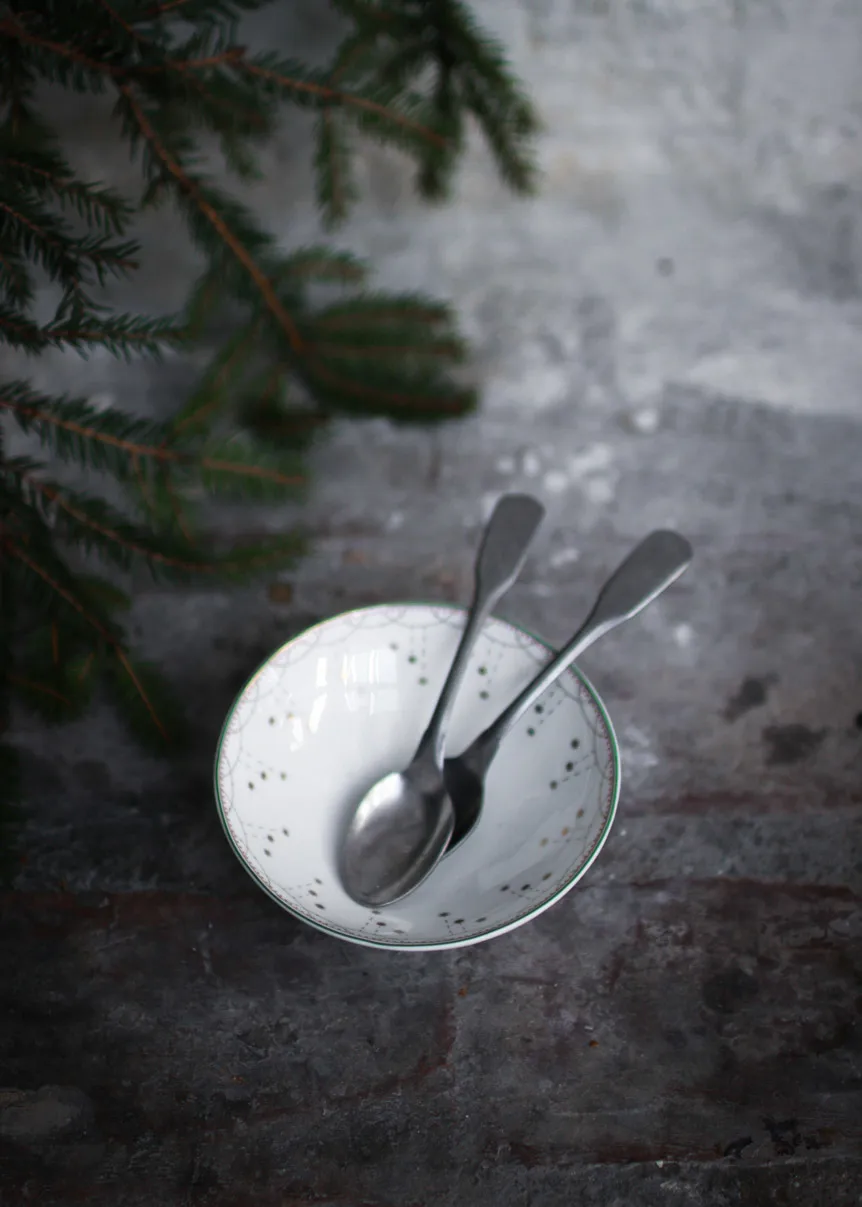 Julemorgen Story & Garlander small bowl 2 pack, 12 cm Wik & Walsøe