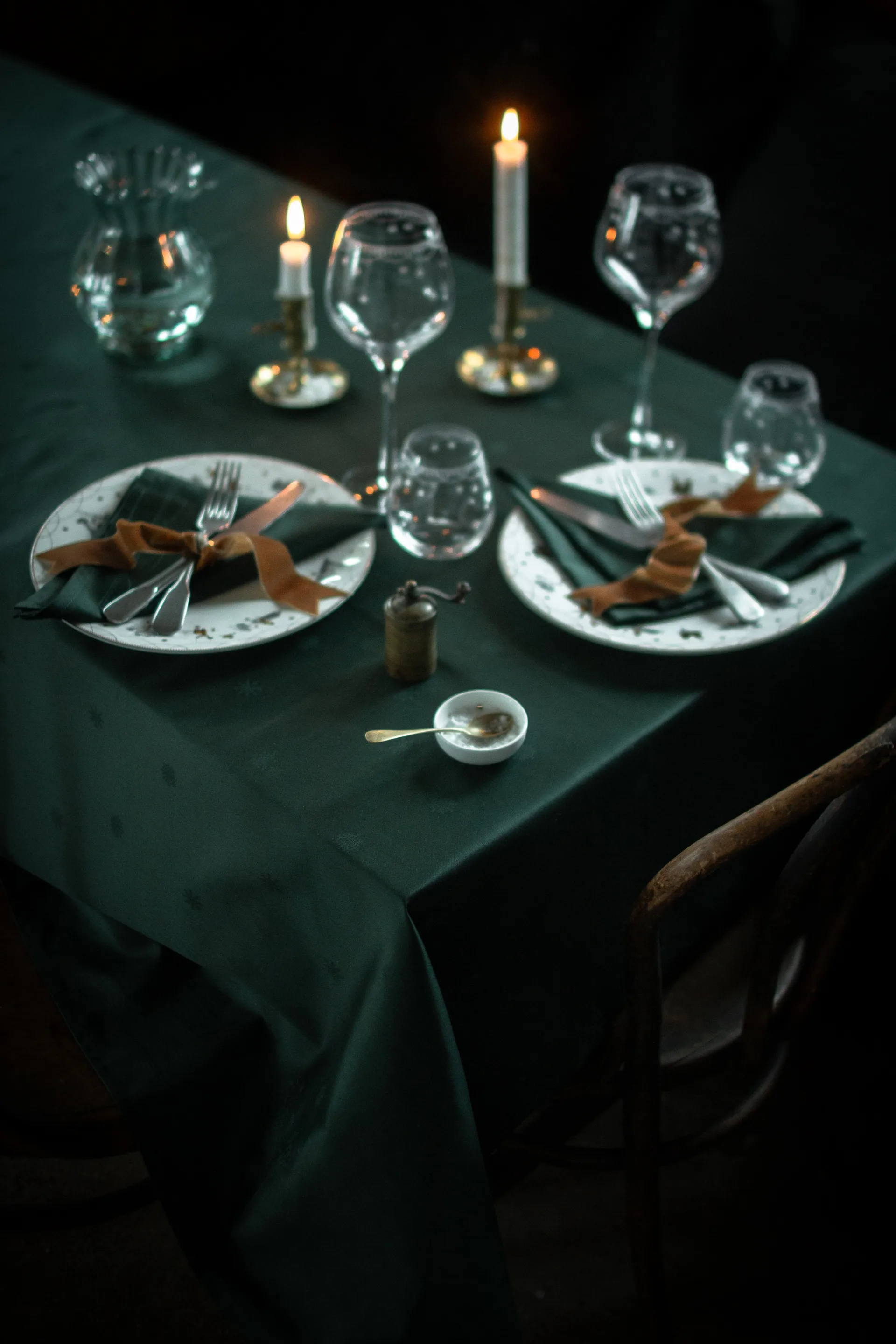 Julemorgen tablecloth, Green, 140x240 cm Wik & Walsøe