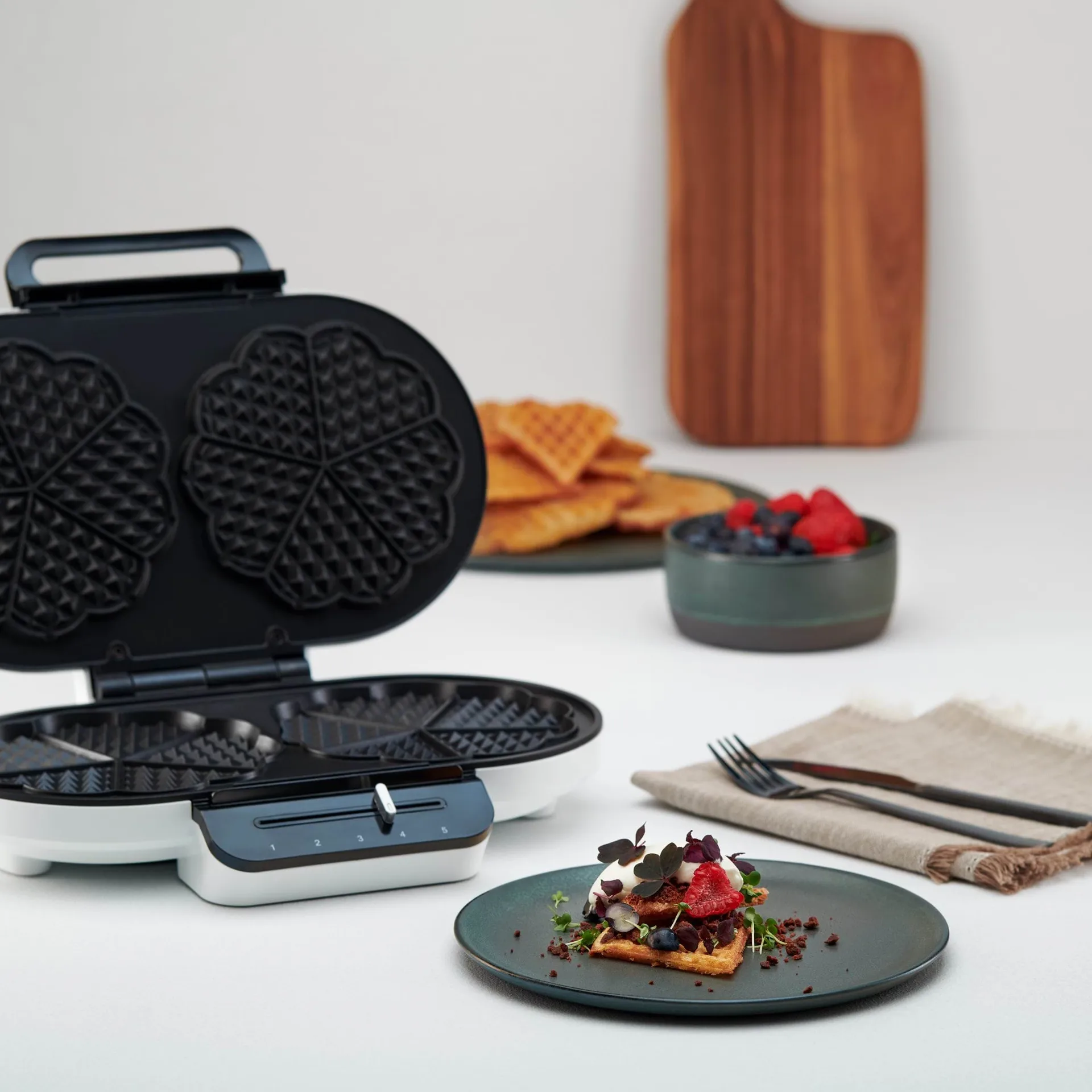 Wilfa WDWA-516WP Tradition Double waffle iron, White Wilfa