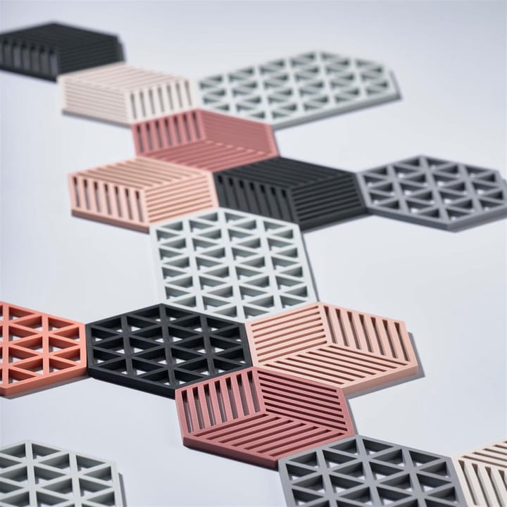 Hexagon trivet, cool grey Zone Denmark