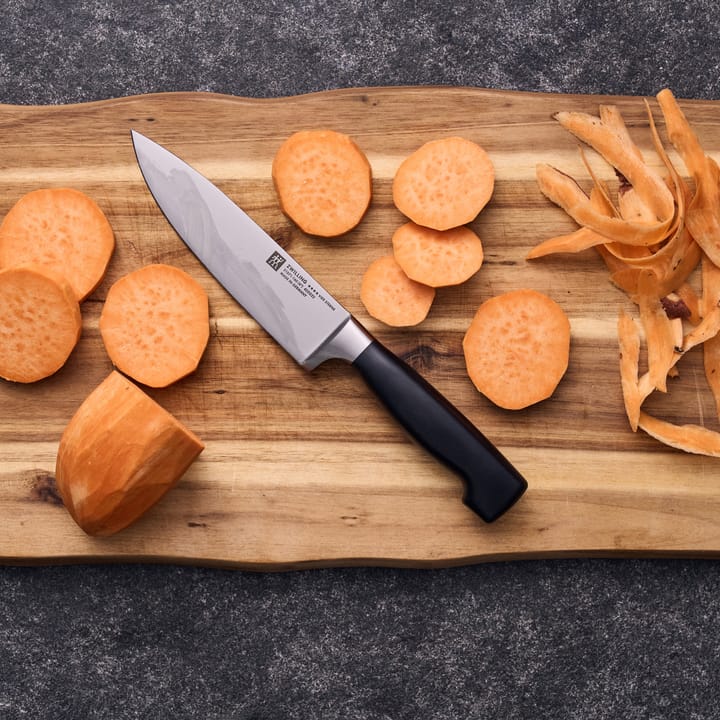 Zwilling Four Star chef's knife 16 cm, Black-stainless steel Zwilling